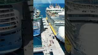 OASIS OF THE SEAS ROYAL CARIBBEAN CRUISE IN NASSAU BAHAMAS #shorts #subscribe