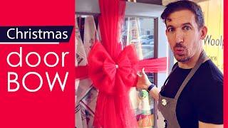 Christmas Door Bows Tutorial | How to put up a netting door bow | A Christmas Net Door Bow