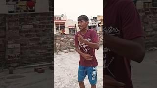 ek kench me utari patang  kite chalange video #kitelover  #youtubeshorts #kiteflying