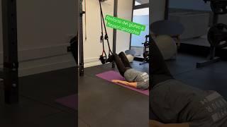 Esercizio di rinforzo dei glutei e flessori di ginocchio al trx #gluteo #rinforzo #trx