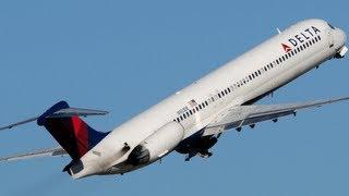 *STEEP N' POWERFUL* Delta MD-80 Departure