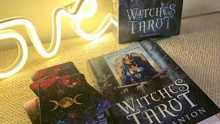 Unboxing and flip through of Witches Tarot by Ellen Dugan!!