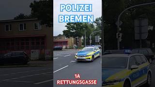 PERFEKTE #RETTUNGSGASSE #FuStW #POLIZEI #BREMEN auf #Einsatzfahrt #shorts  #short #reel #automobile