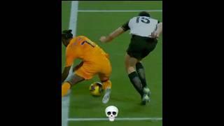 Referees vs madrid players furious moments