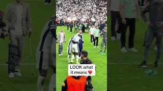 Son Heung-min celebrates winning the Europa League with the Spurs fans ️ Watch the UEFA Europa