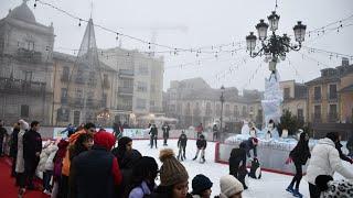 Apertura de la pista de hielo en Ponferrada