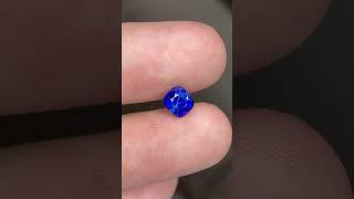 #jewelry ️斯里兰卡有烧皇家蓝蓝宝石  1.15ct玻璃体 欧式精密切割 火彩璀璨 GUILD权威认证  价格很香 有意私聊