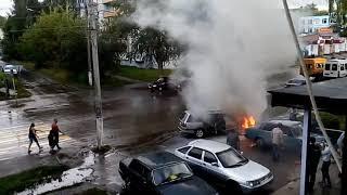 В Узловой сгорел старый Volkswagen