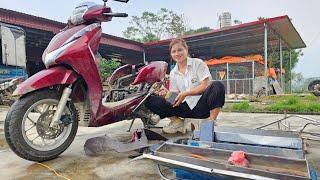 Genius girl who repairs and maintains motorbikes.