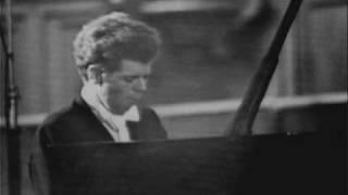 Van Cliburn plays Scriabin (vaimusic.com)