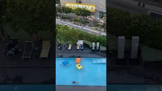The quarter hotel ladprao อยู่ห้าแยกลาดพร้าว เดินทางสะดวก หาของกินง่าย ที่พักสบาย