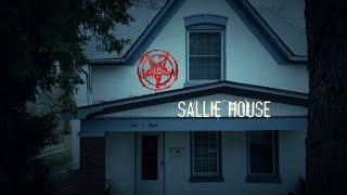 A night of HORROR | Snowed in at the HAUNTED Sallie DEMON House