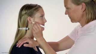 Blomdahl single ear piercing, Instruction film in English