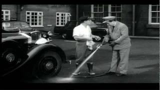 NORMAN WISDOM 1 - CARWASH