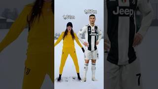 How tall is @CelineDept compared to Juventus players?️