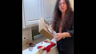 Yngwie Malmsteen - Seymour Duncan YJM Fury Pickup Installation