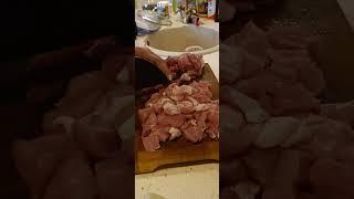 Даша готовит. Ушла в себя. Присоединяйтесь. #готовимдома #еда #кухня Рецепт уже на канале!!!