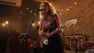 Kathleen Edwards - “Glenfern” Live from Quitters Coffee