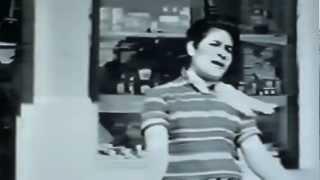 Sab Chalta Hai : Rattan Kumar performs on Muneer Hussain's song in movie CLERK : 1960