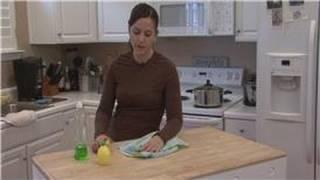 Cleaning Tips : Removing Rust From Clothing