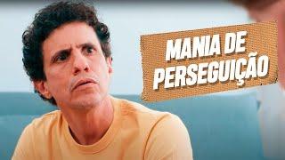 MANIA DE PERSEGUIÇÃO | EMBRULHA PRA VIAGEM