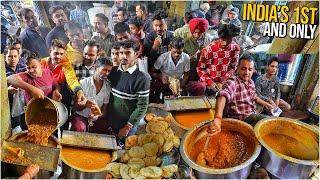 100-Year-Old Punjabi Nashta Spot serves more than 12000 People  Chole Bhature, Makhani Poori & more