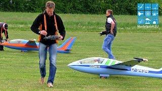 2X SOLOFOX RC GLIDER AEROBATIC SYNCHRONIC SMOKE FLIGHT ULF REICHMANN MULTIPLEX AIRSHOW BRUCHSAL 2015