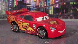 WGP LIGHTNING MCQUEEN, NEW 2016 CARS 2 MATTEL WORLD GRAND PRIX DISNEY PIXAR DIECAST UNBOXING REVIEW