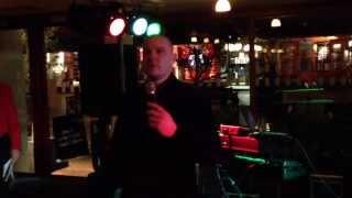 Frank Sinatra tribute singer for hire. Essex, London and UK