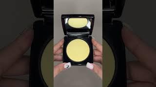 Bobbi Brown Vitamin Enriched Pressed Powder | Yellow#bobbibrown #cosmetics #powder #pressedpowder