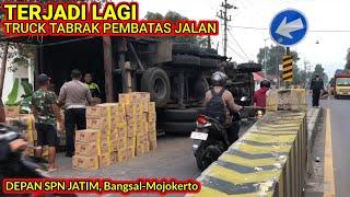 TRUK FUSO TABRAK PEMBATAS DEPAN SPN JATIM, POLISI AKAN EVALUASI BETON COR ITU