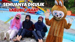 SEMUANYA DICULIK LABUBU RAKSASA JAHAT DI KOLAM RENANG | CHIKAKU FAMILY