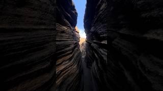 Uno de los lugares más fascinantes de las islas Canarias, LA GRIETA VOLCÁNICA