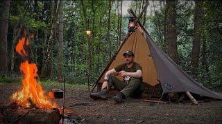 Oilskin shelter - Bushcraft Spain - Overnight adventure