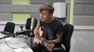 Scott Helman - "Bungalow" Acoustic | Elvis Duran Show