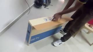 Unboxing Samsung 32K4000 HD LED TV