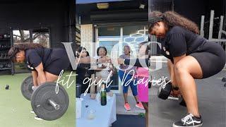 THE STRUGGLES OF A FIT GIRL| Lower Body Workout + Sweat & Sip Event + Quick Grocery Run