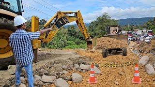 Today PUPR is again repairing the road and straightening the Batu Jomba slope