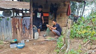 Pulang Kerja Masak Sambel Daun Bawang, Kehidupan Nyata Pemuda Kebun