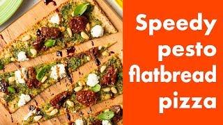 Speedy pesto flatbread pizza - make it for lunch!  * Emily Leary - A Mummy Too *