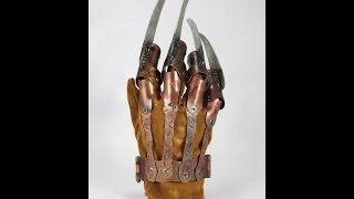 A Nightmare On Elm Street,  Freddy's Glove Replica Prop made by NECA, Halloween Special.