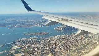 Landing at LaGuardia Airport (LGA) NYC