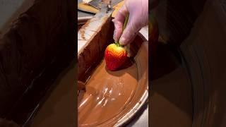 Apple & Strawberry Dipping Chocolate