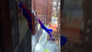 Spiderman 2099 Swinging Around