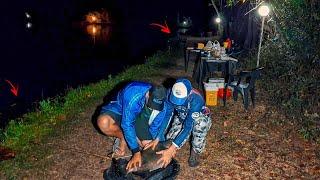 PESCARIA NOTURNA - Pescando e Preparado na Beira do Lago | FIQUEI SURPRESO!