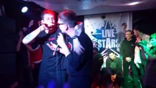 Слава Кпсс и Букер Д. Фред исполняют песню Йети Oxxxymiron'a на концерте в Москве LIVE