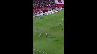 Manotazo de Advíncula y se salva de la amonestación | Huracán vs Boca Juniors