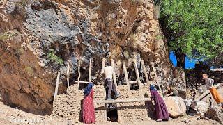 Construction of a dangerous nomadic hut in the mountains