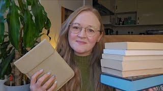 Winter TBR ️ ASMR cosy book triggers