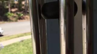 Slow motion wind chimes